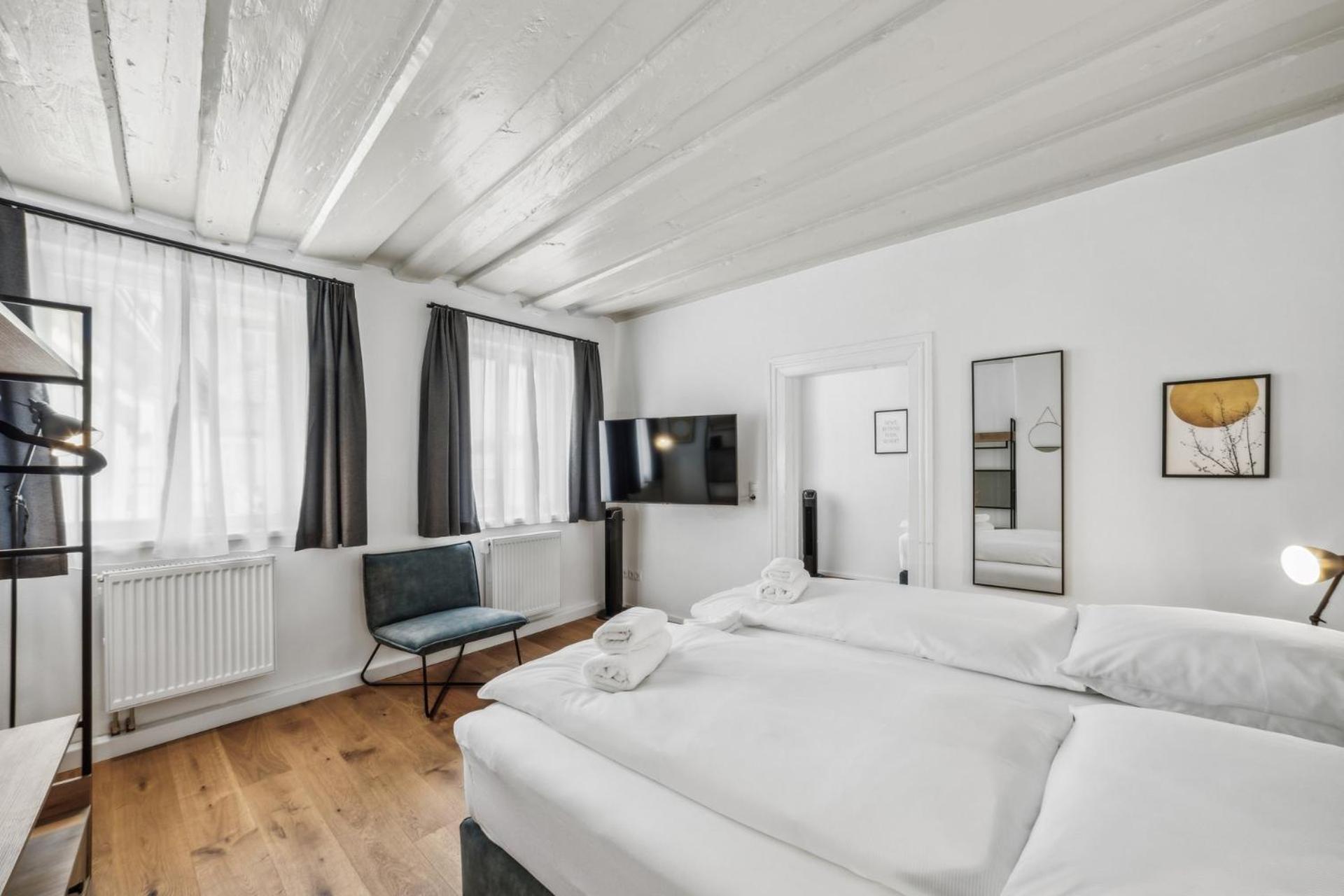 Apartment Neu Kapapart15 - 6 Schoene Fewos Mit Einbaukueche, Bad Und Balkon In Der Altstadt Auf Bambergs Insel